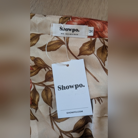 NWT Showpo Abigail One Shoulder Floral Cutout Maxi Dress Medium - Picture 10 of 10